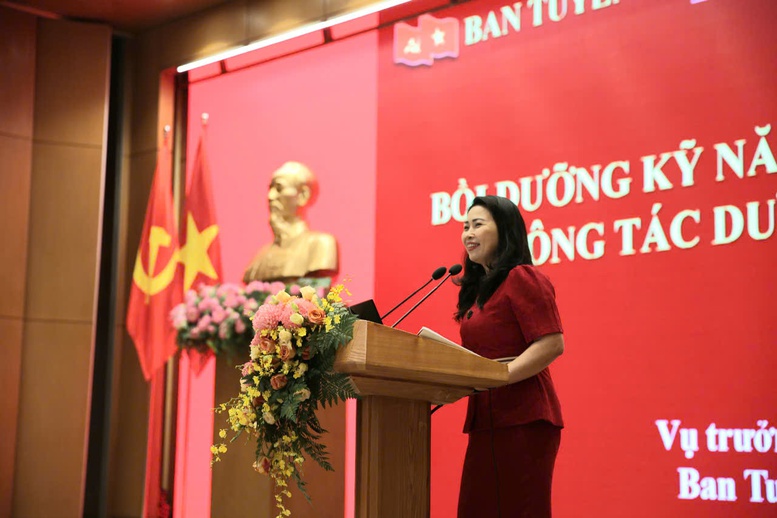 Đảng uỷ Chính phủ tổ chức hội nghị thông tin chuyên đề quý II- Ảnh 2. Đảng uỷ Chính phủ tổ chức hội nghị thông tin chuyên đề quý II- Ảnh 2.