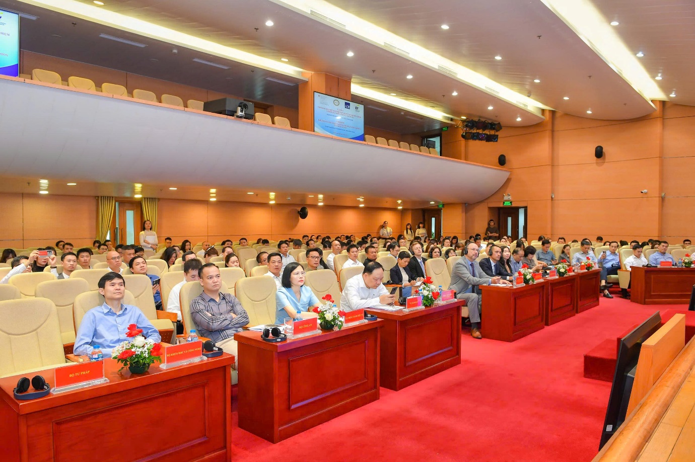 Description: C:\Users\manh.nguyenhuu\Desktop\Tin\Toàn cảnh Tọa đàm.jpg