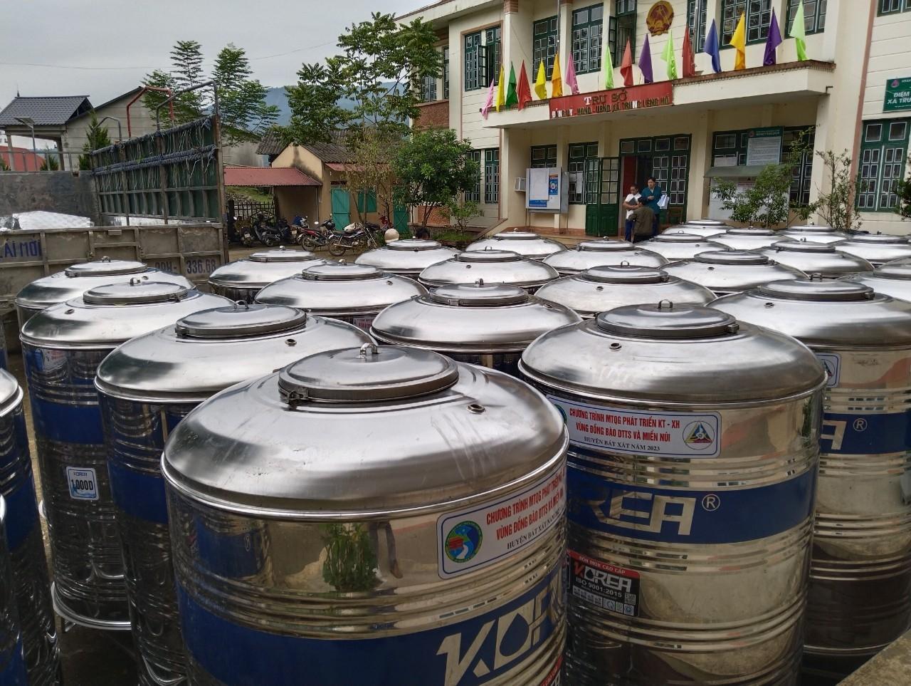 Bồn chứa nước cấp phát cho các hộ dân bảo đảm chất lượng, tiêu chuẩn kỹ thuật Bồn chứa nước cấp phát cho các hộ dân bảo đảm chất lượng, tiêu chuẩn kỹ thuật