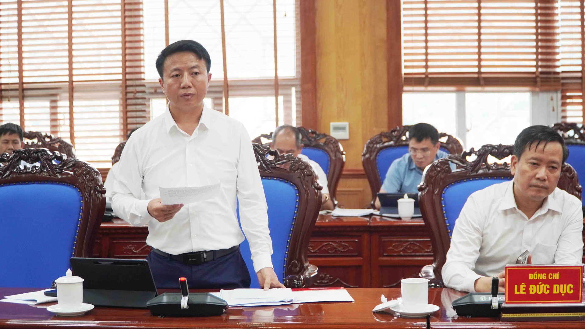 Lãnh đạo Ban Tổ chức Tỉnh uỷ tham gia ý kiến.