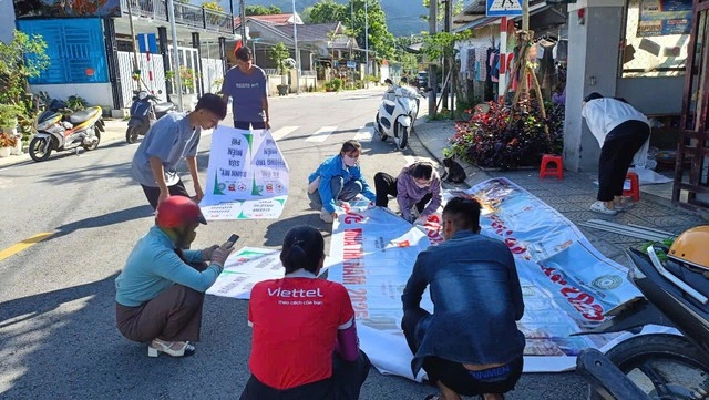 Còn 6 ngày hoạt động, các quận, huyện đoàn vẫn hết lòng ‘Tiếp sức mùa thi’- Ảnh 1.
