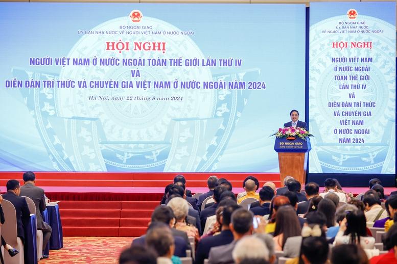 Bảo vệ quyền, lợi ích hợp pháp, chính đáng và phát huy tối đa sức mạnh của cộng đồng người Việt Nam ở nước ngoài*- Ảnh 2.