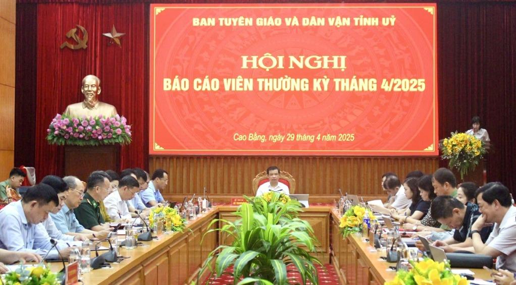Các đại biểu dự tại điểm cầu tỉnh.