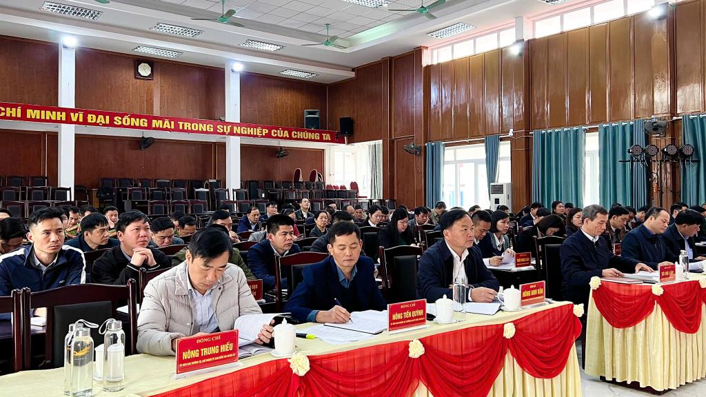 Các đại biểu dự hội nghị.